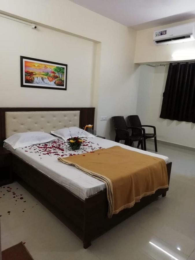 Maharaja Family Guest House Lonavala Εξωτερικό φωτογραφία
