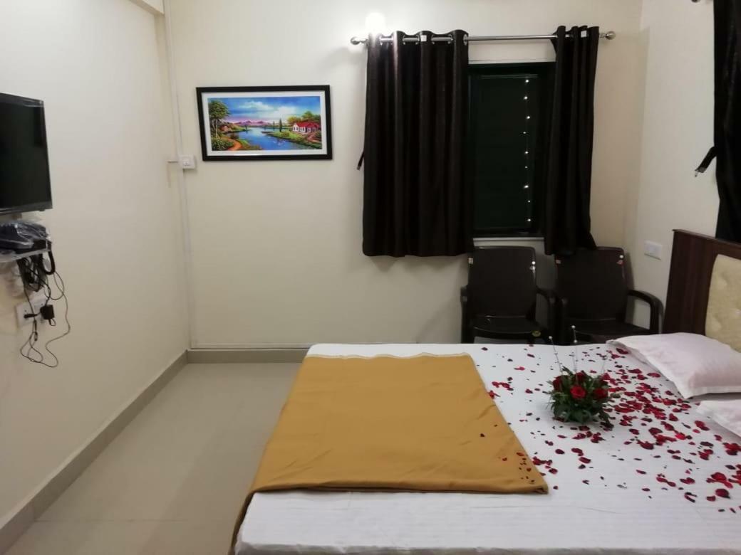 Maharaja Family Guest House Lonavala Εξωτερικό φωτογραφία